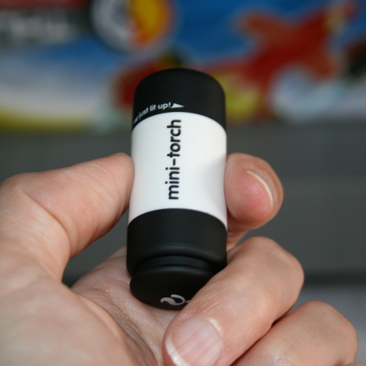 Mini-Lanterna Recarregável USB