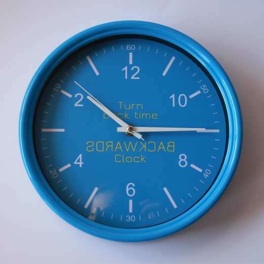 Relógio ao Contrário Azul