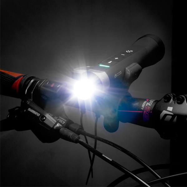Coluna Bluetooth para Bicicleta com Mãos Livres e Lanterna