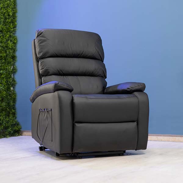 Massage Chair Raises People Insania