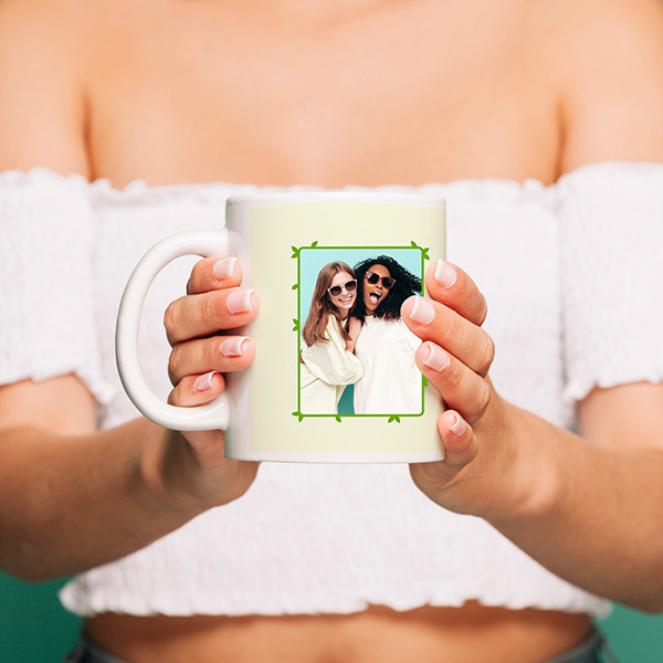 Tasse pour filles avec photo verte personnalisable